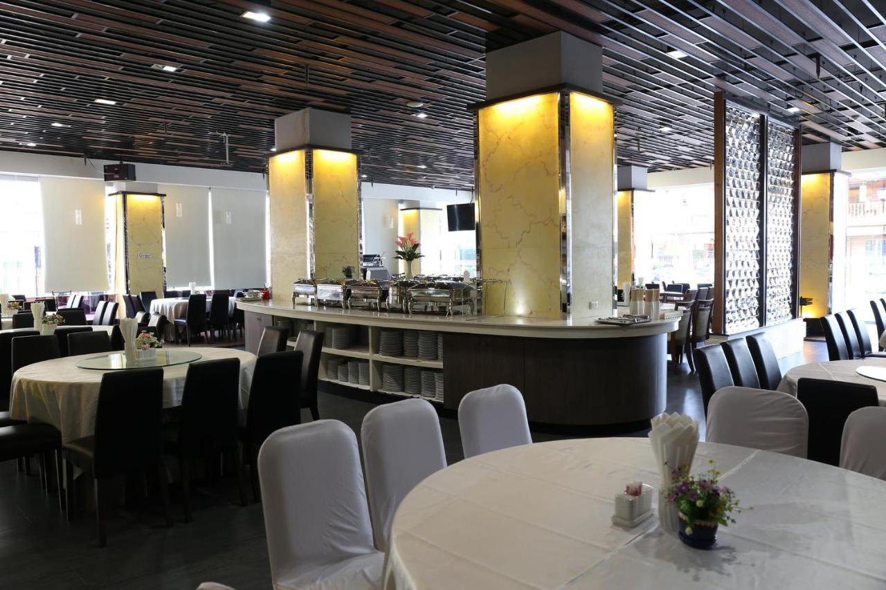 Grand Oliver Hotel Danok Szadau Kültér fotó